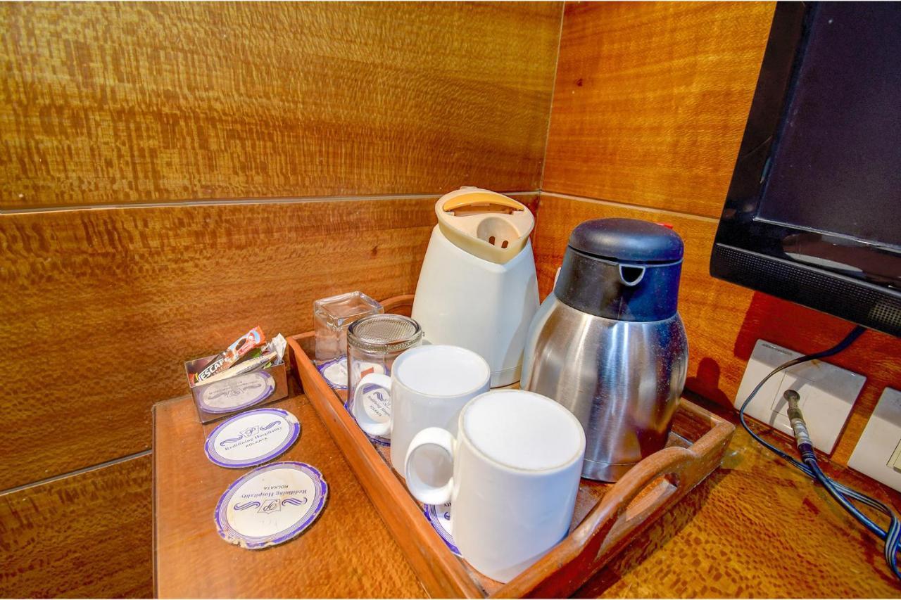 Fabhotel Panasia International Калькутта Экстерьер фото
