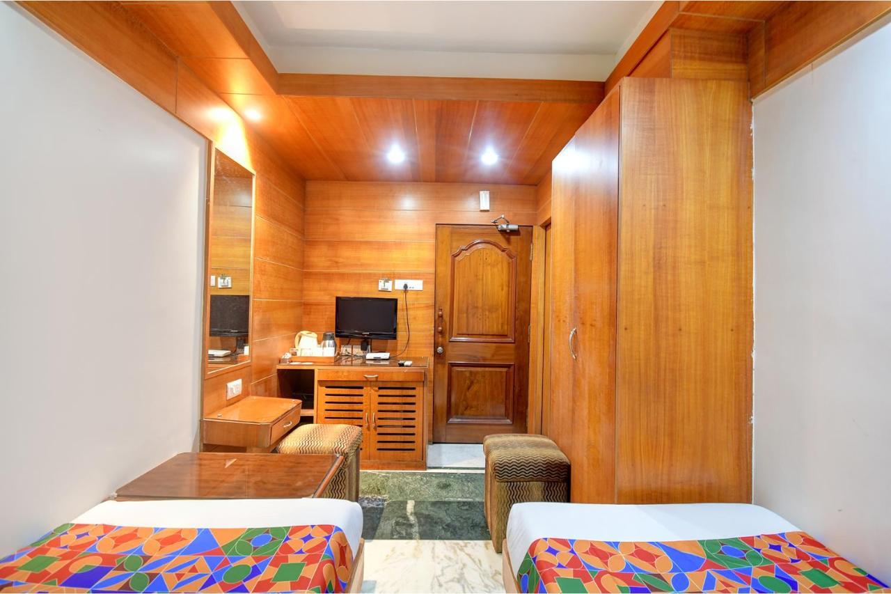 Fabhotel Panasia International Калькутта Экстерьер фото