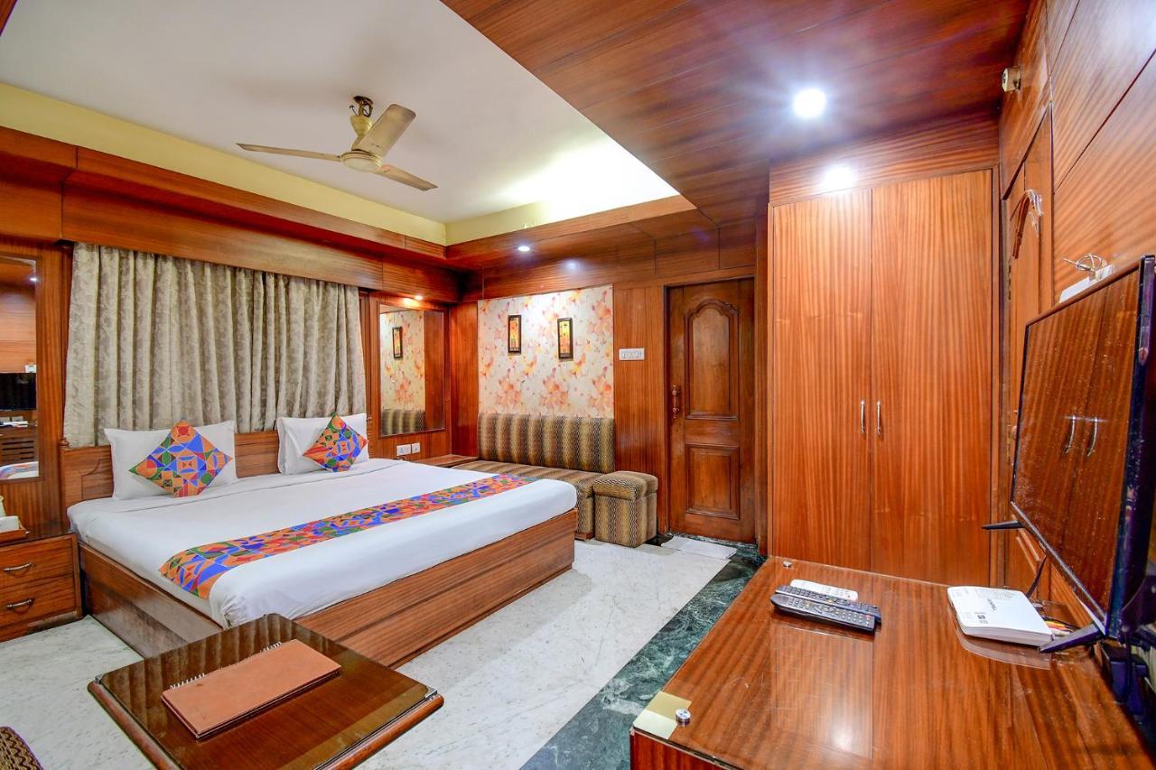 Fabhotel Panasia International Калькутта Экстерьер фото