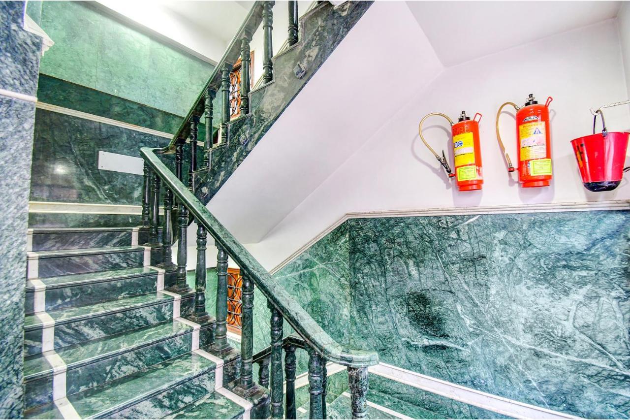Fabhotel Panasia International Калькутта Экстерьер фото