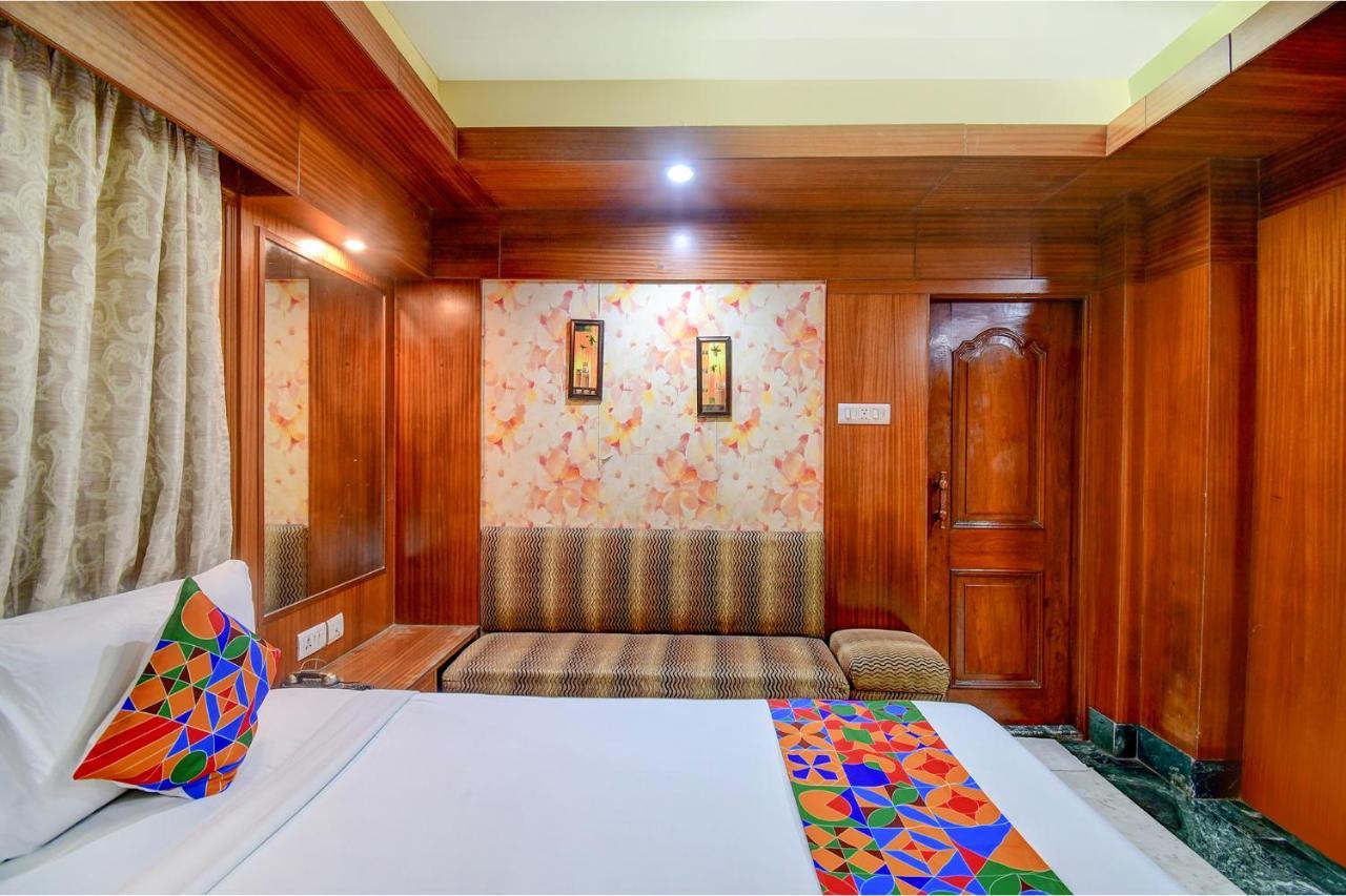 Fabhotel Panasia International Калькутта Экстерьер фото