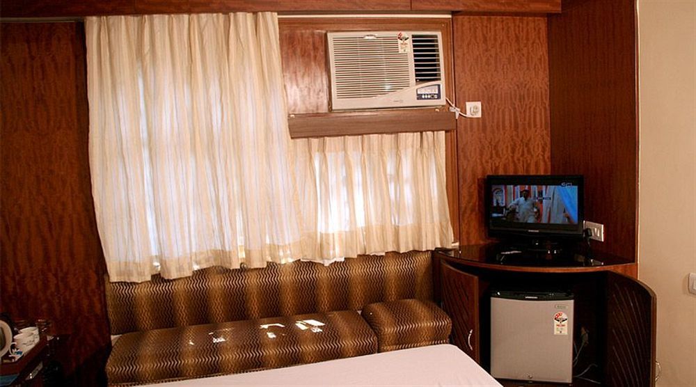 Fabhotel Panasia International Калькутта Экстерьер фото